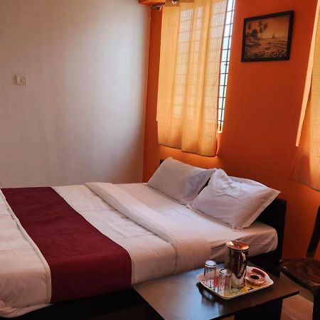 Hotel Varaha Residency Mysuru Zewnętrze zdjęcie