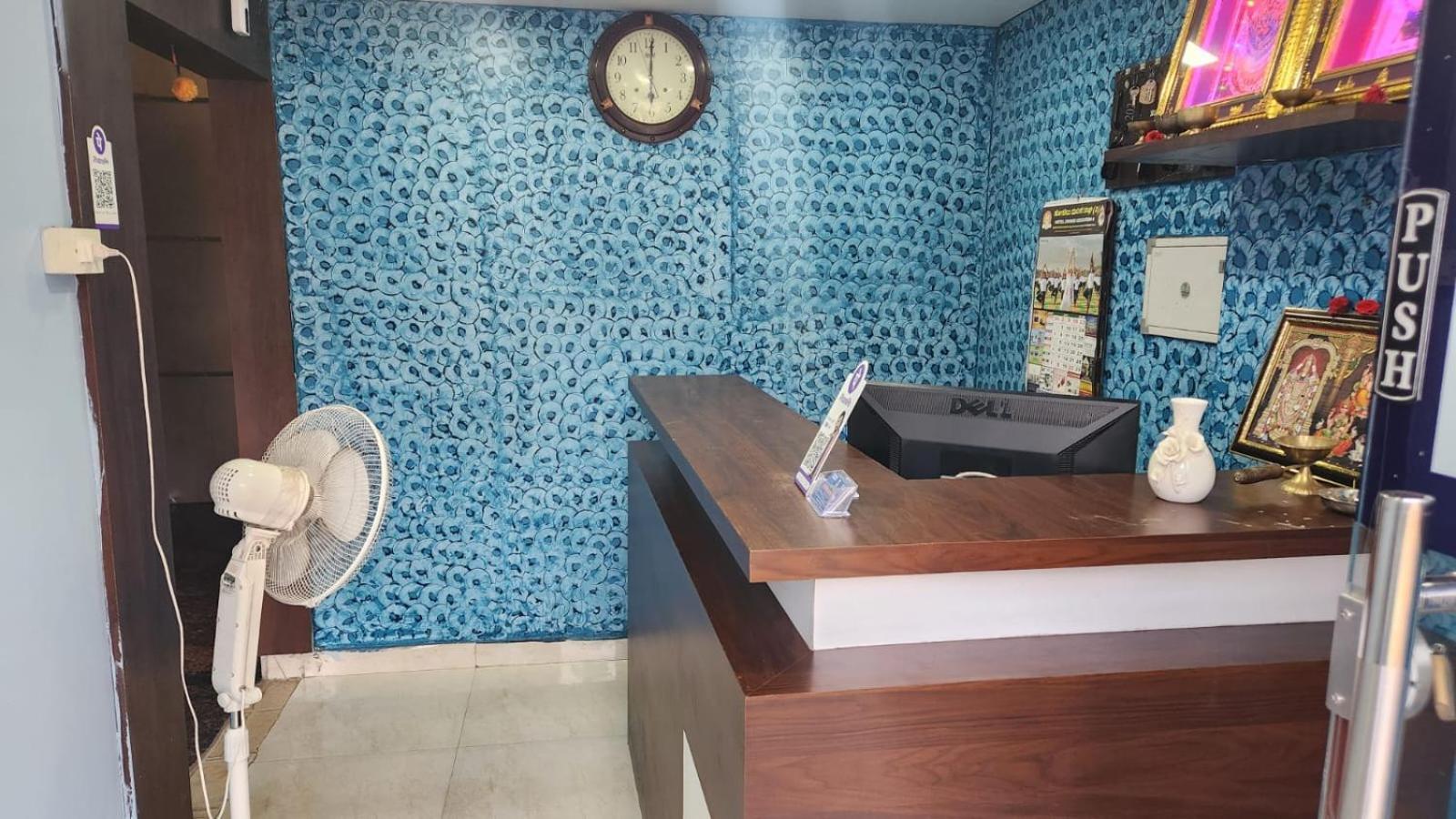 Hotel Varaha Residency Mysuru Zewnętrze zdjęcie